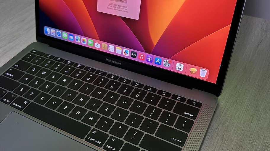 MacBook Pro 2017 - 256GB 2