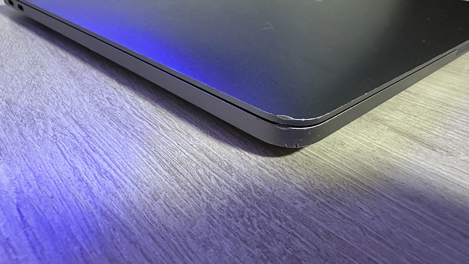 MacBook Pro 2017 - 256GB 4