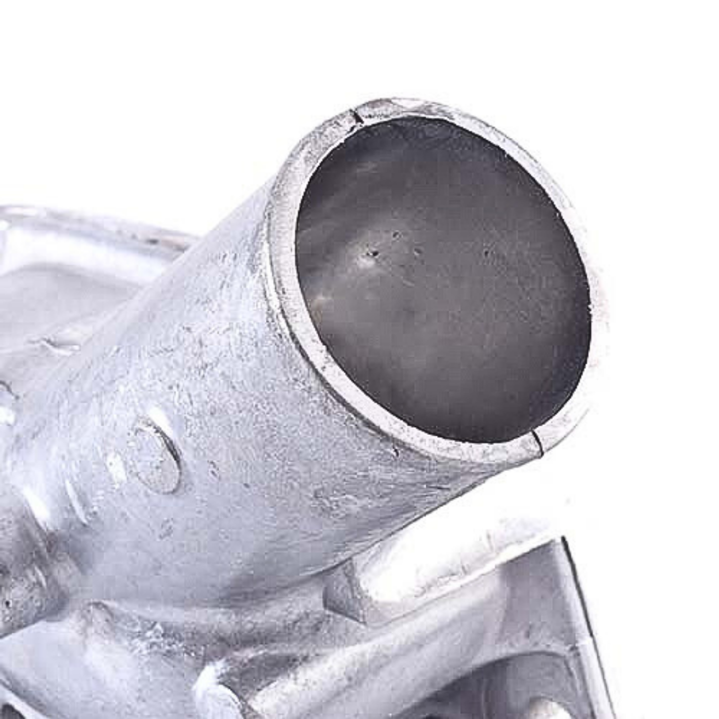 Base Termostato Chevrolet NPR 5.2cc - NQR 5.2cc 3