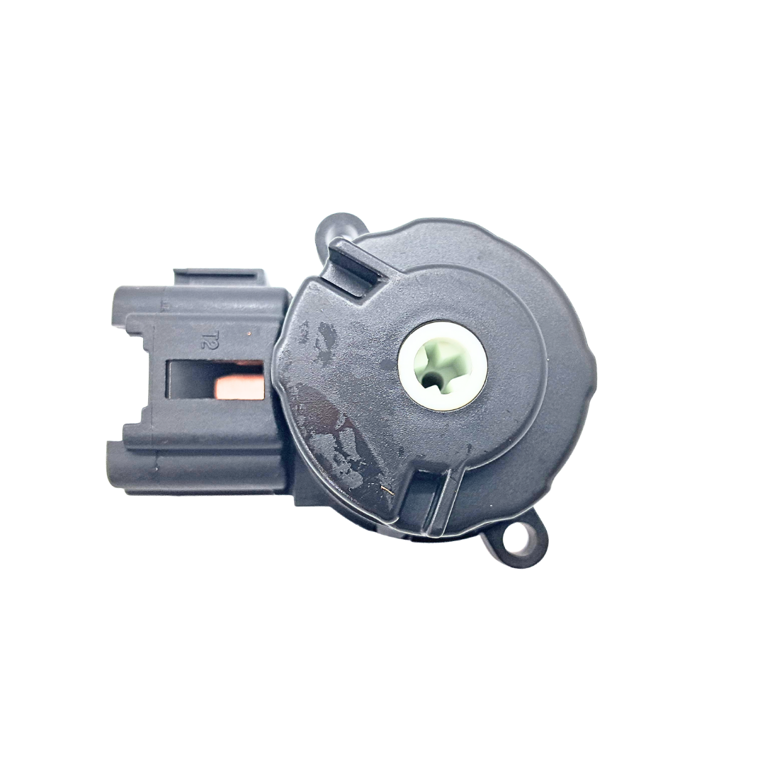 Contactor chapa de contacto Chevrolet NKR - NPR - NQR 4