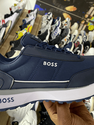 BOSS Titanium Runn Sneakers Negro con Detalles Blanco 
