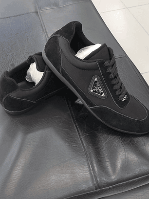 Prada Milano – Nylon & Suede Sneakers Negro 