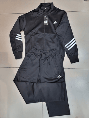 Sudadera Adidas modelo Essentials Negro 