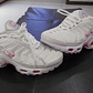 Nike Air Max Plus TN Blanco con detalles Rosa.  - Miniatura 1