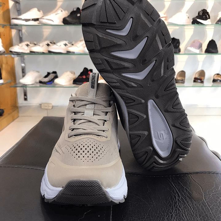 Skechers Max Cushioning Beige 2