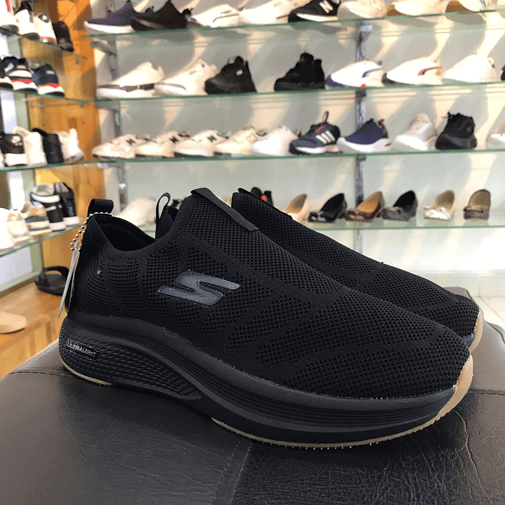 Skechers Slip-On Negro 2