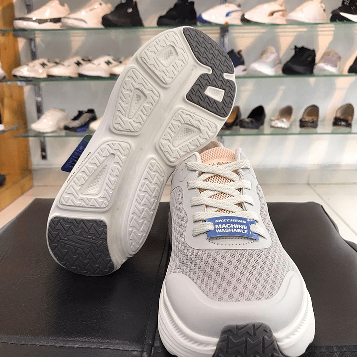 Skechers Max Cushioning Rosa 3