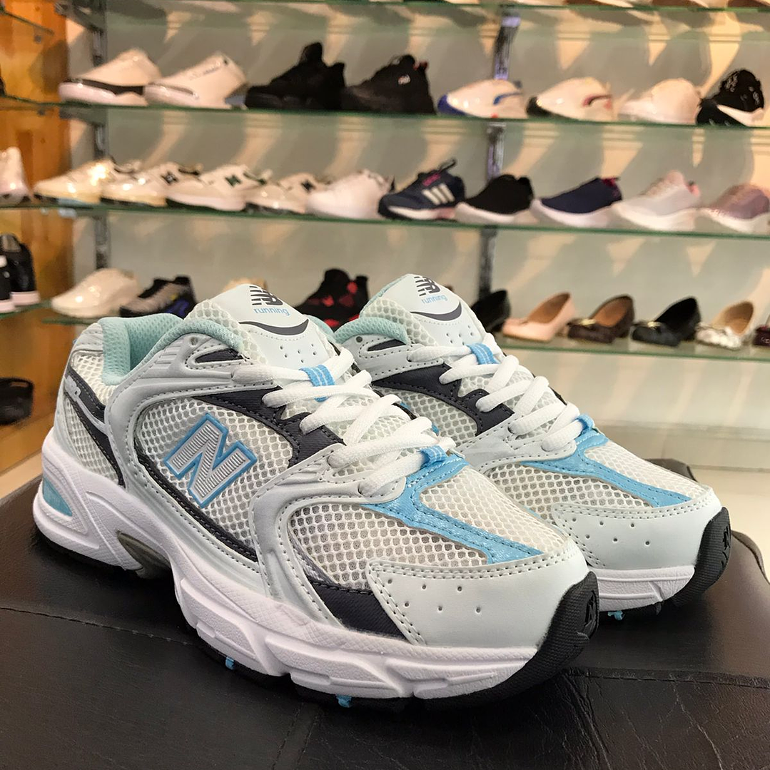 New Balance 530 Blanco y Azul 3