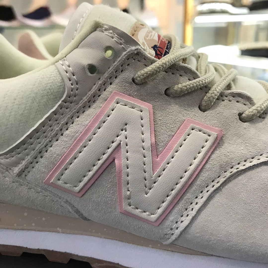 New Balance 574 Crema 3