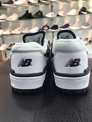 New Balance 550 Blanco con Negro