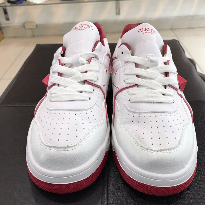 Valentino Garavani One Stud Low Rojo 5