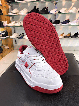 Valentino Garavani One Stud Low Rojo