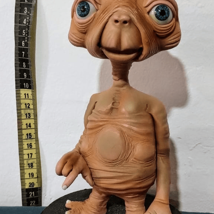 Figura clásica ET 1