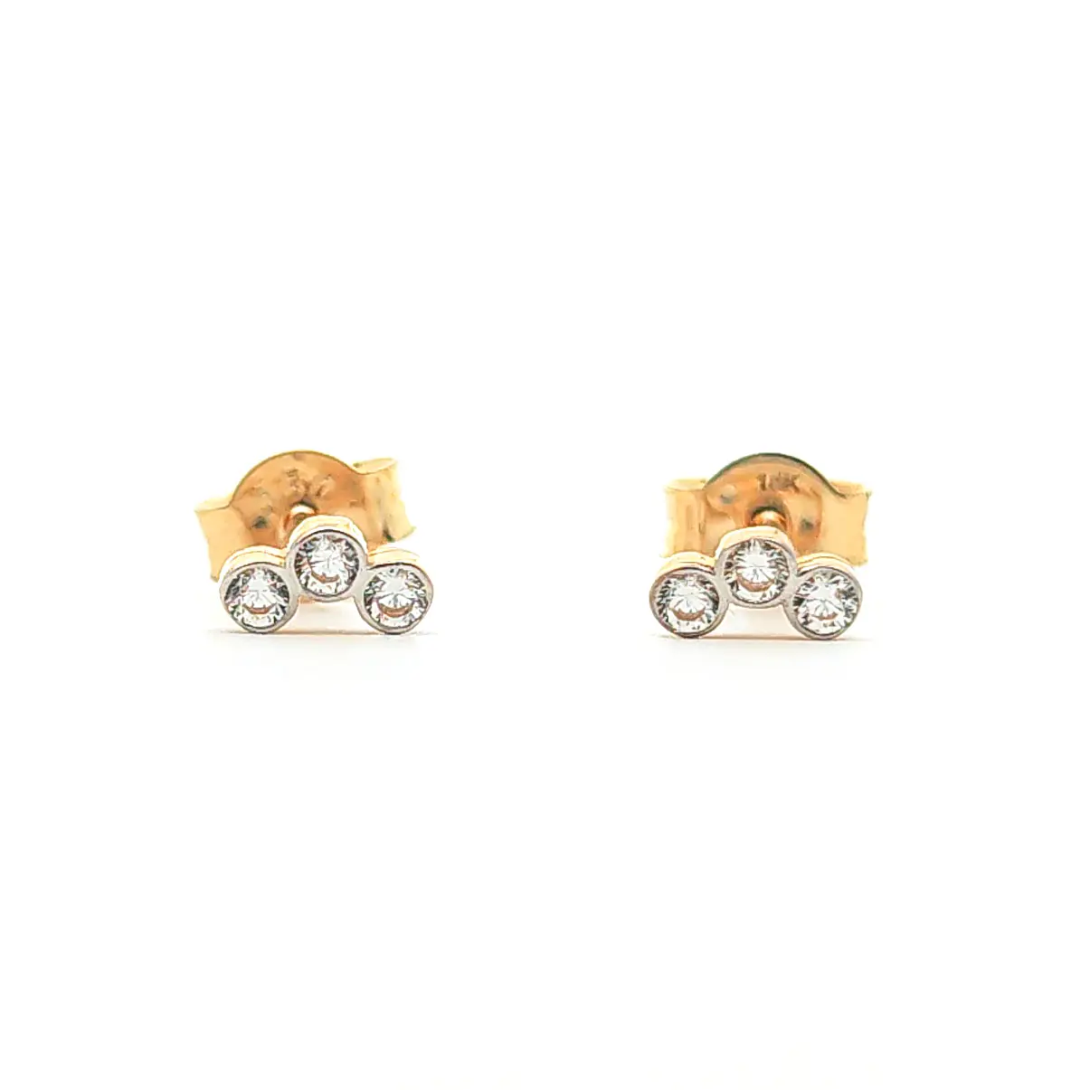 Aros de oro 18k de 3 circones, peso 0,75 grs 1