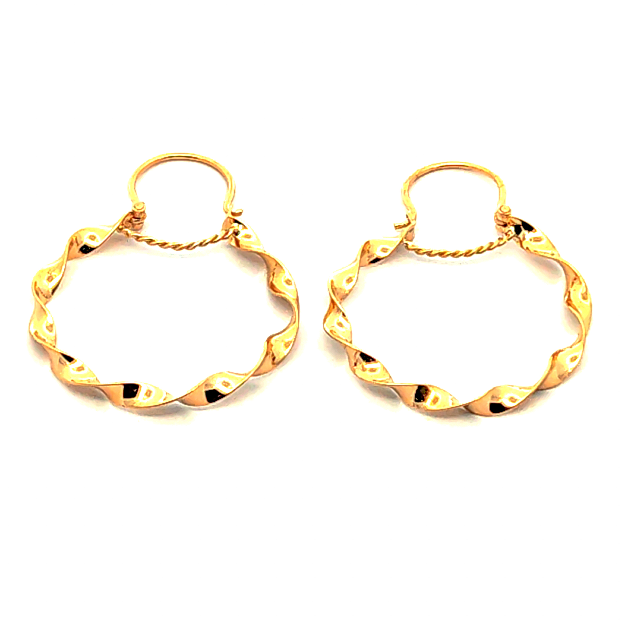 Aros de oro 18k modelo tubular enlazado, peso 4,25 grs 2