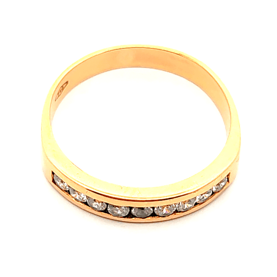 Anillo de oro 18k, modelo cintillo, peso 2,93 grs, talla 15 3