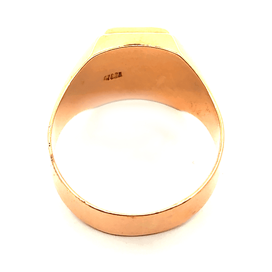 Anillo de oro 18k, tipo sello con piedra onix, peso 7 grs, talla 27 4