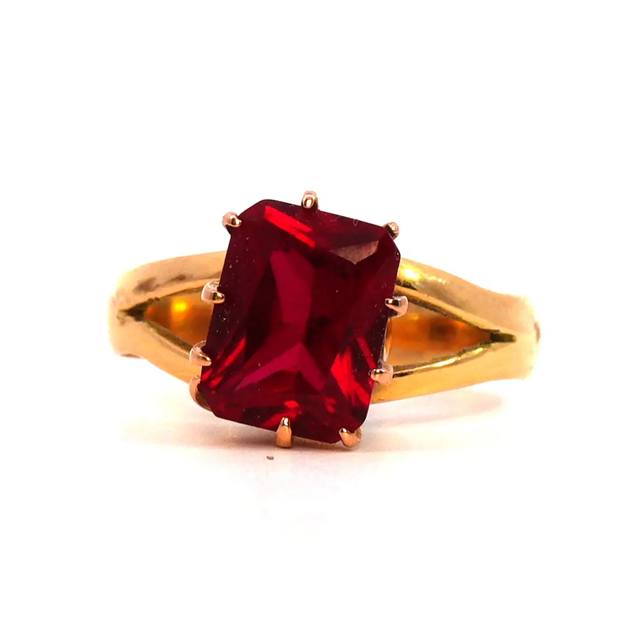 Anillo Oro 18K Peso:2.95 Gr. / Talla : 13.00 1