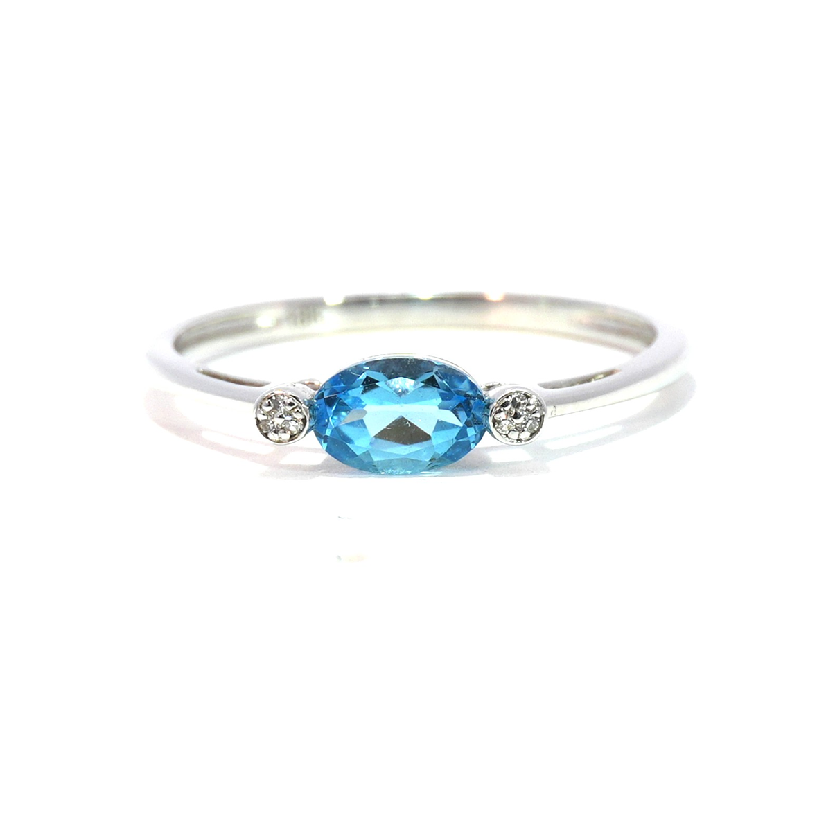 Anillo Oro 18K Peso:1.40 Gr. / Talla : 14.00 / 4 Puntos 1