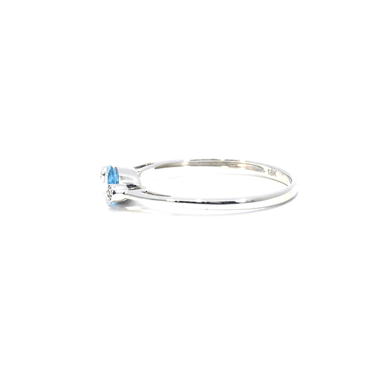 Anillo Oro 18K Peso:1.40 Gr. / Talla : 14.00 / 4 Puntos 2