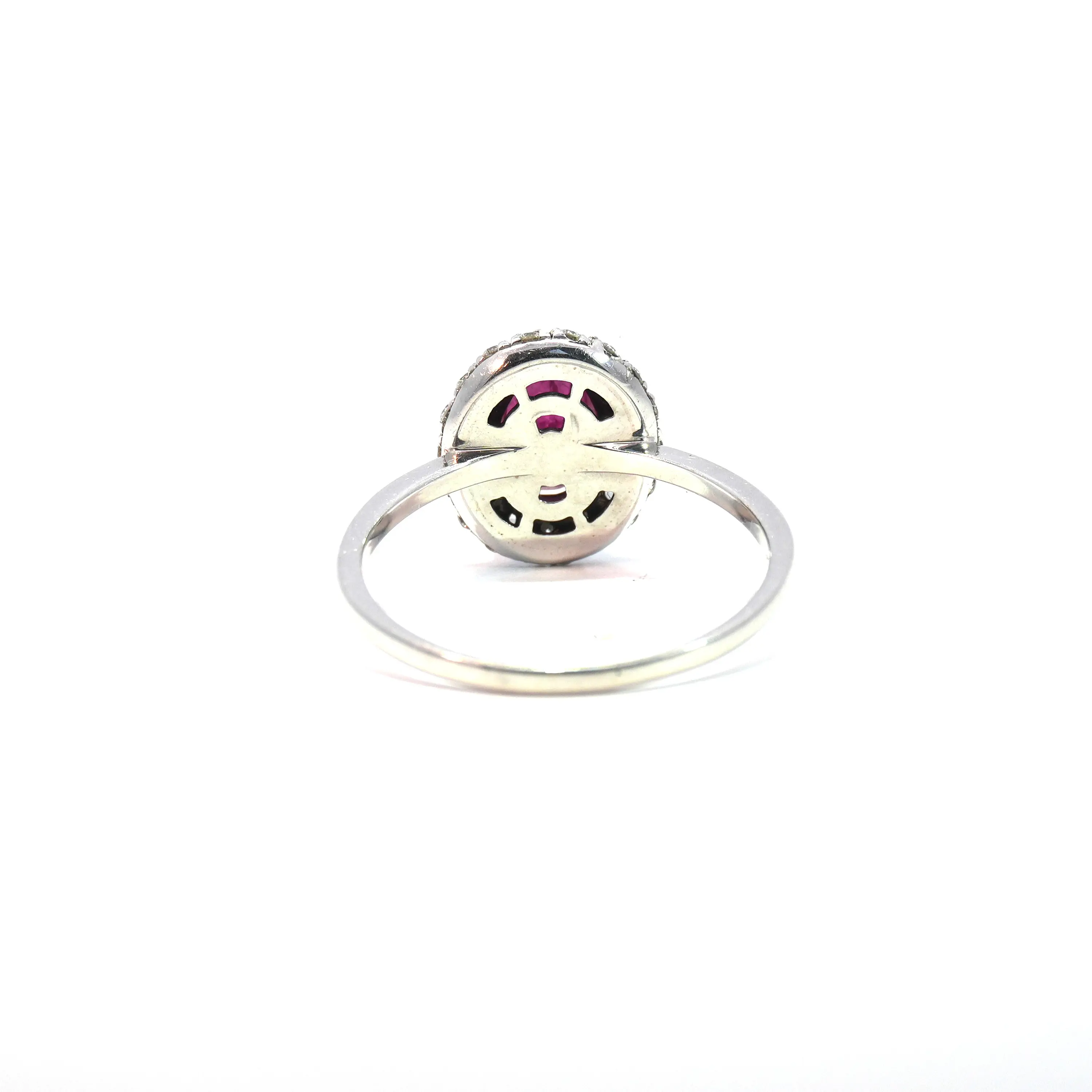 Anillo Oro 18K Peso:3.10 Gr. / Talla : 20.00 / 24 Puntos 3
