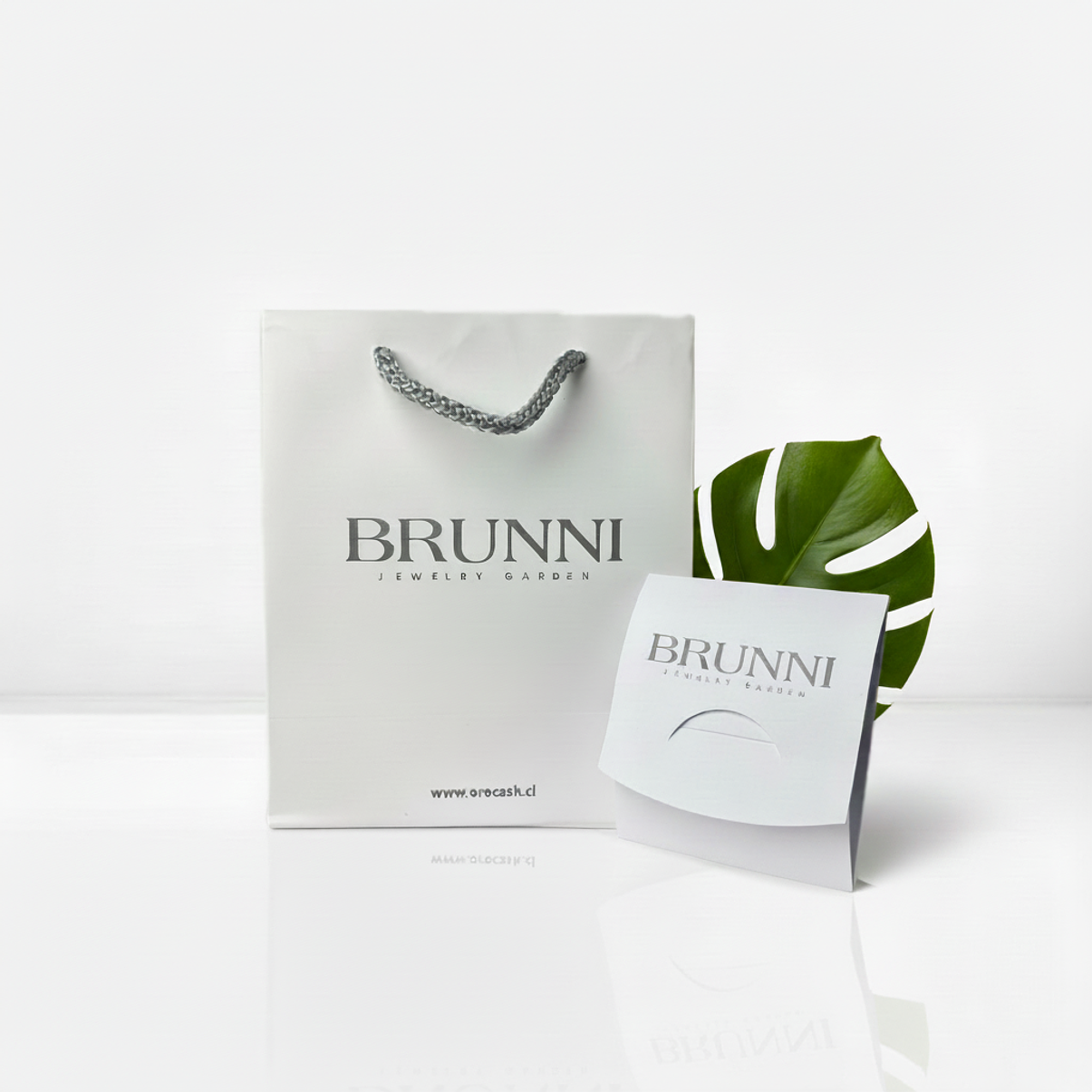 Aro Oro 18K Peso:1.95 Gr. 4