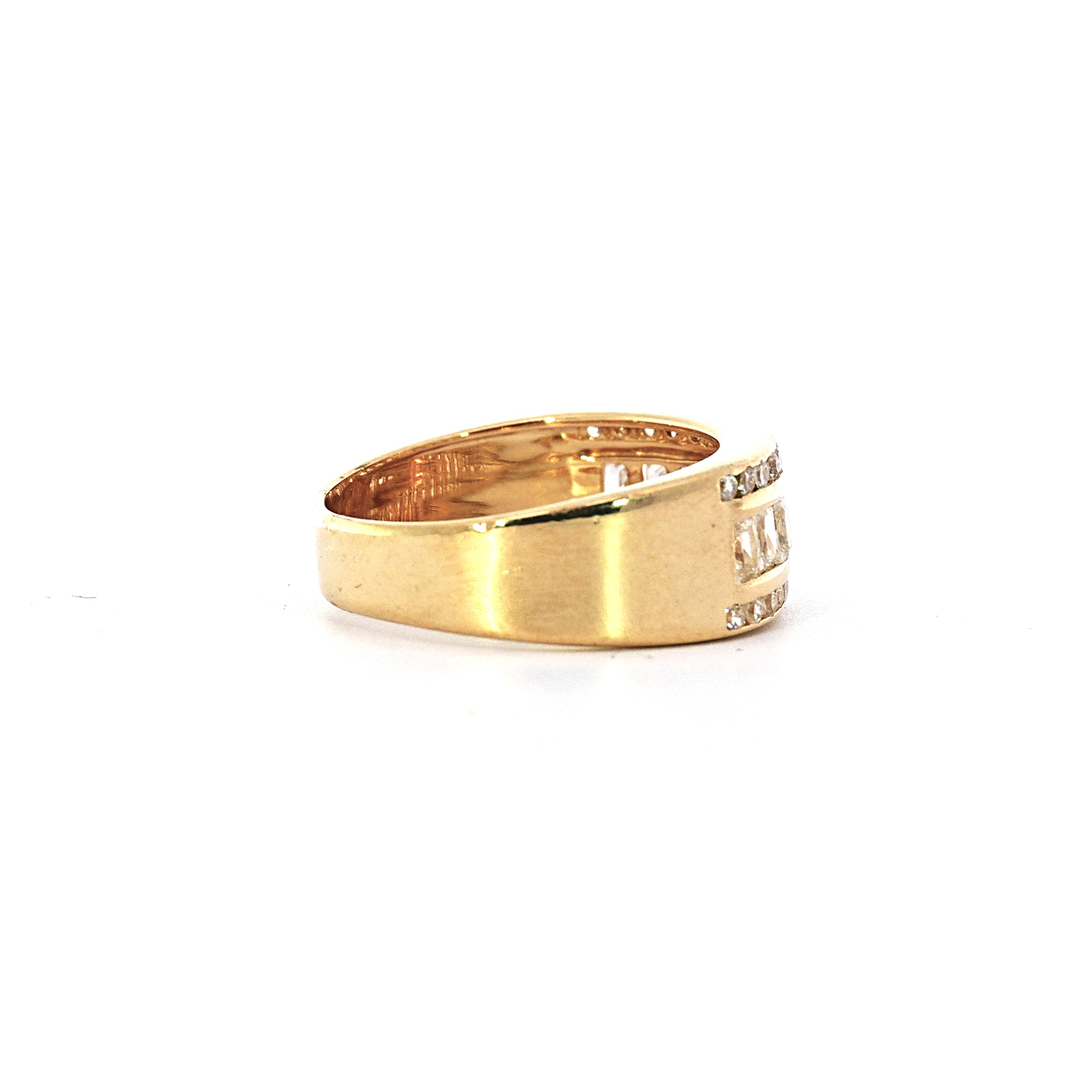 Anillo Oro 18K Peso:5.29 Gr. / Talla : 17.00 3