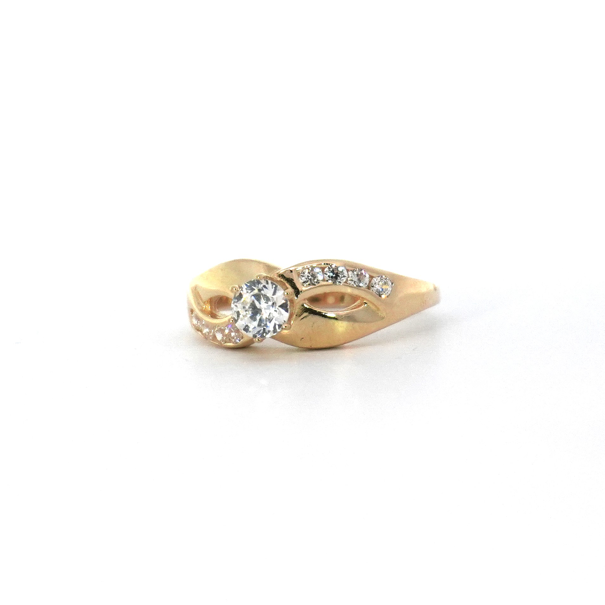Anillo Oro 18K Peso:3.86 Gr. / Talla : 13.00 1