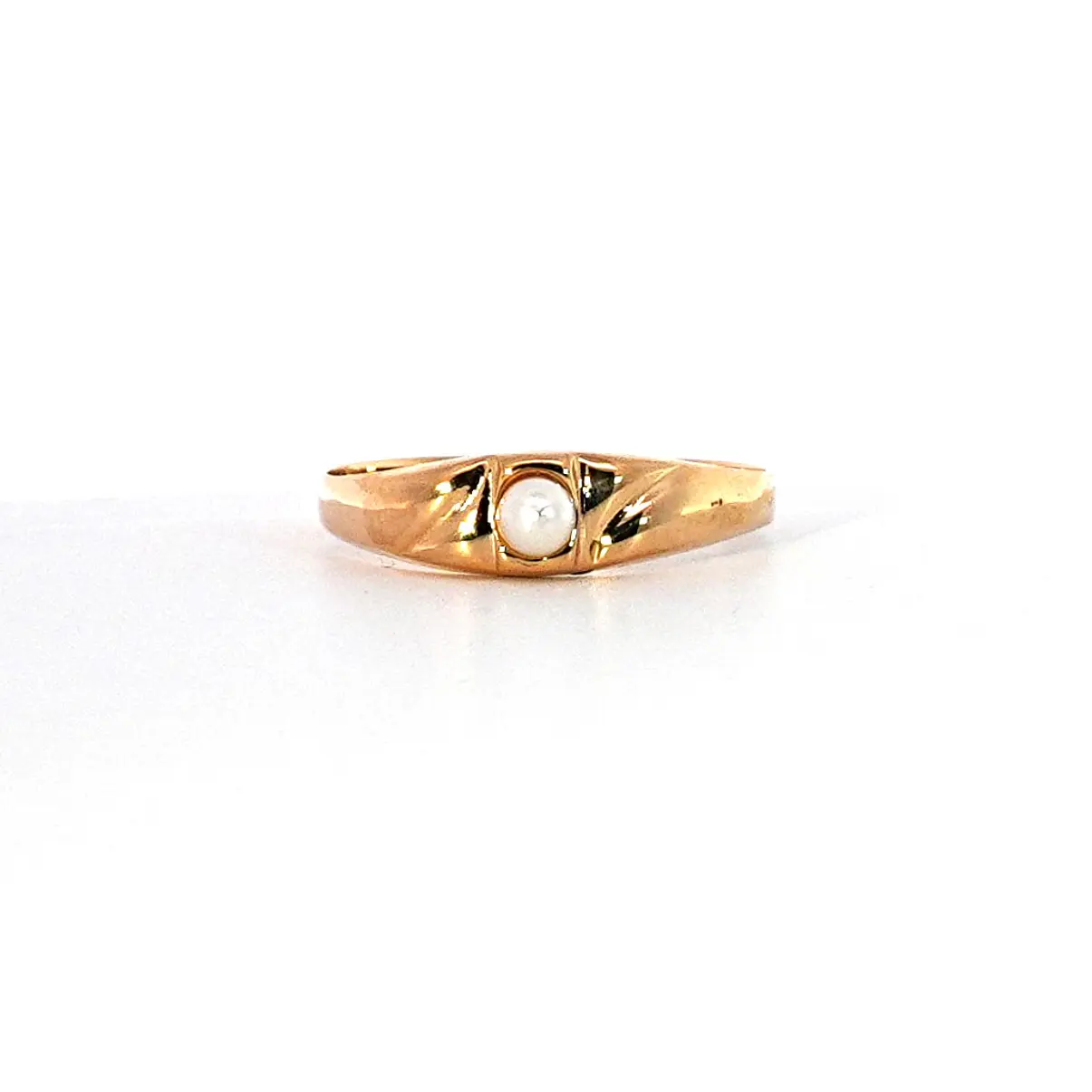 Anillo Oro 18K Peso:1.12 Gr. / Talla : 18.00 1