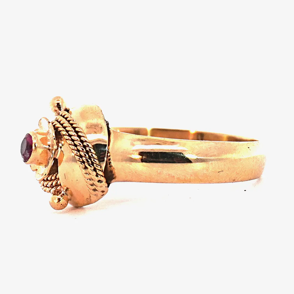 Anillo Oro 18K Peso:3.53 Gr. / Talla : 17.00 2