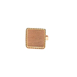 Anillo Oro 18K Peso:3.90 Gr. / Talla : 19.00