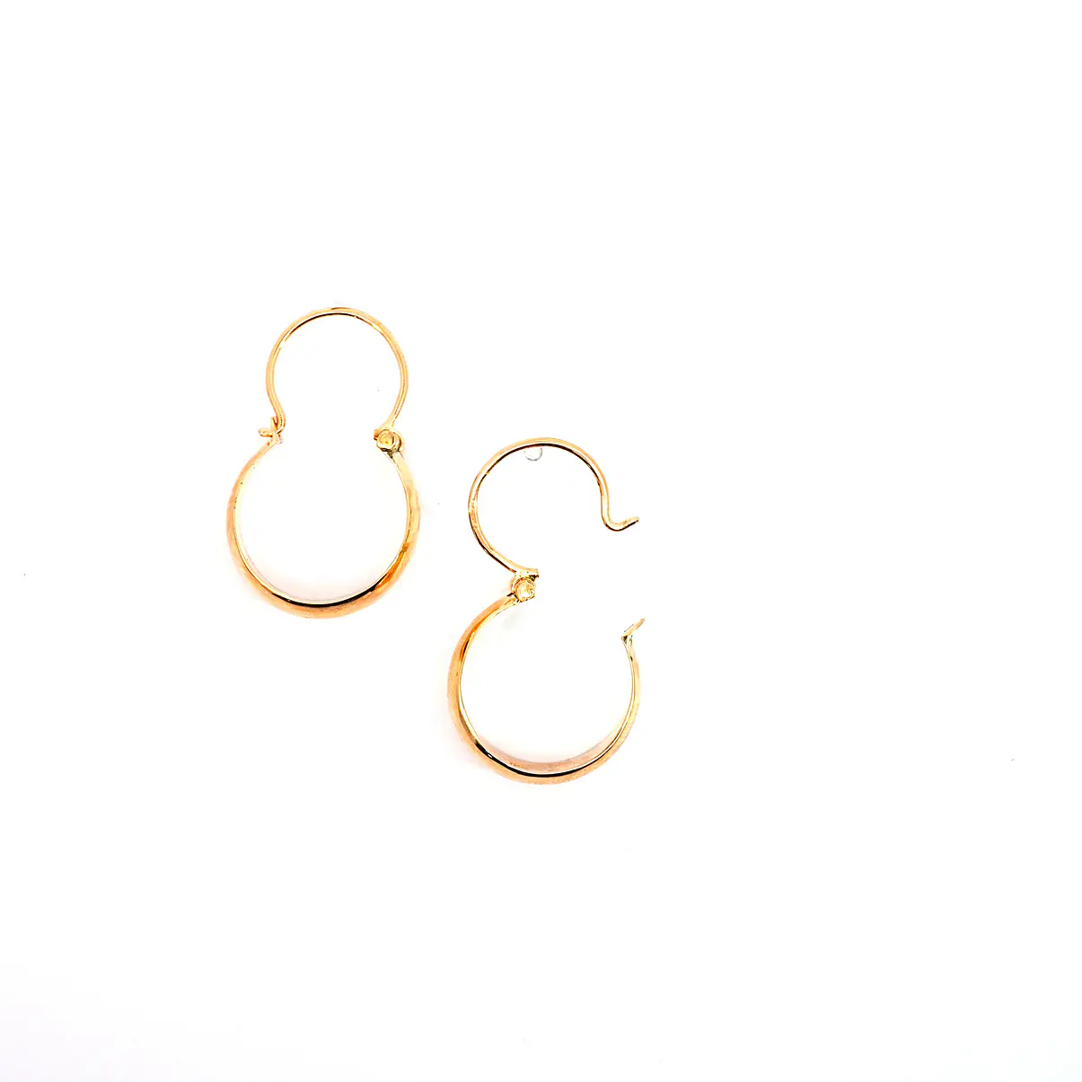Aro Oro 18K Peso:2.45 Gr. 2