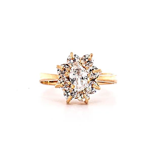 Anillo Oro 18K Peso:3.90 Gr. / Talla : 17.00