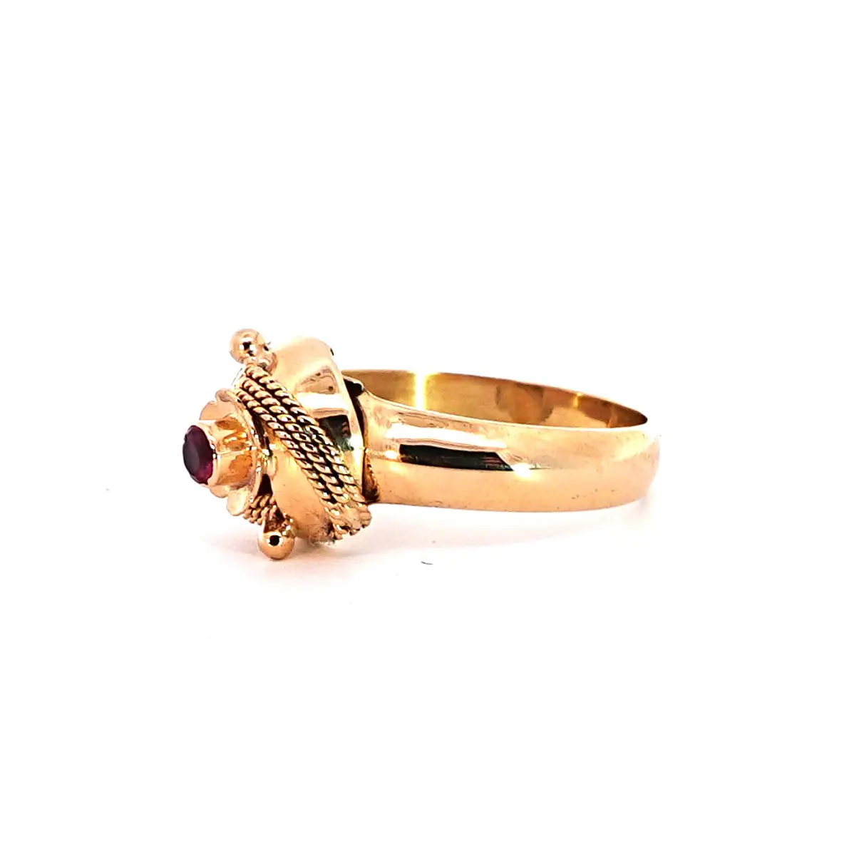 Anillo Oro 18K Peso:3.53 Gr. / Talla : 17.00 3