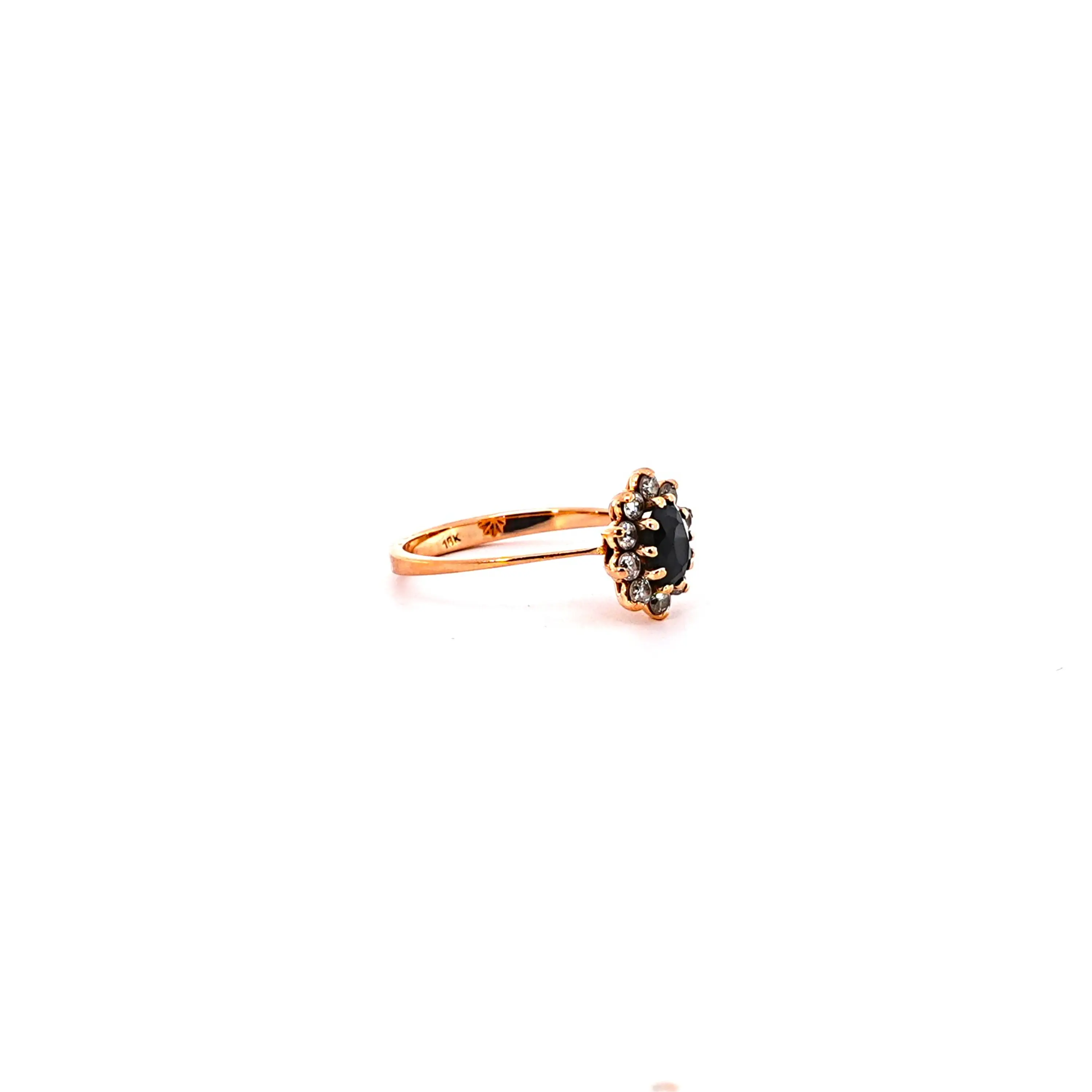 Anillo Oro 18K Peso:2.55 Gr. / Talla : 17.00 3
