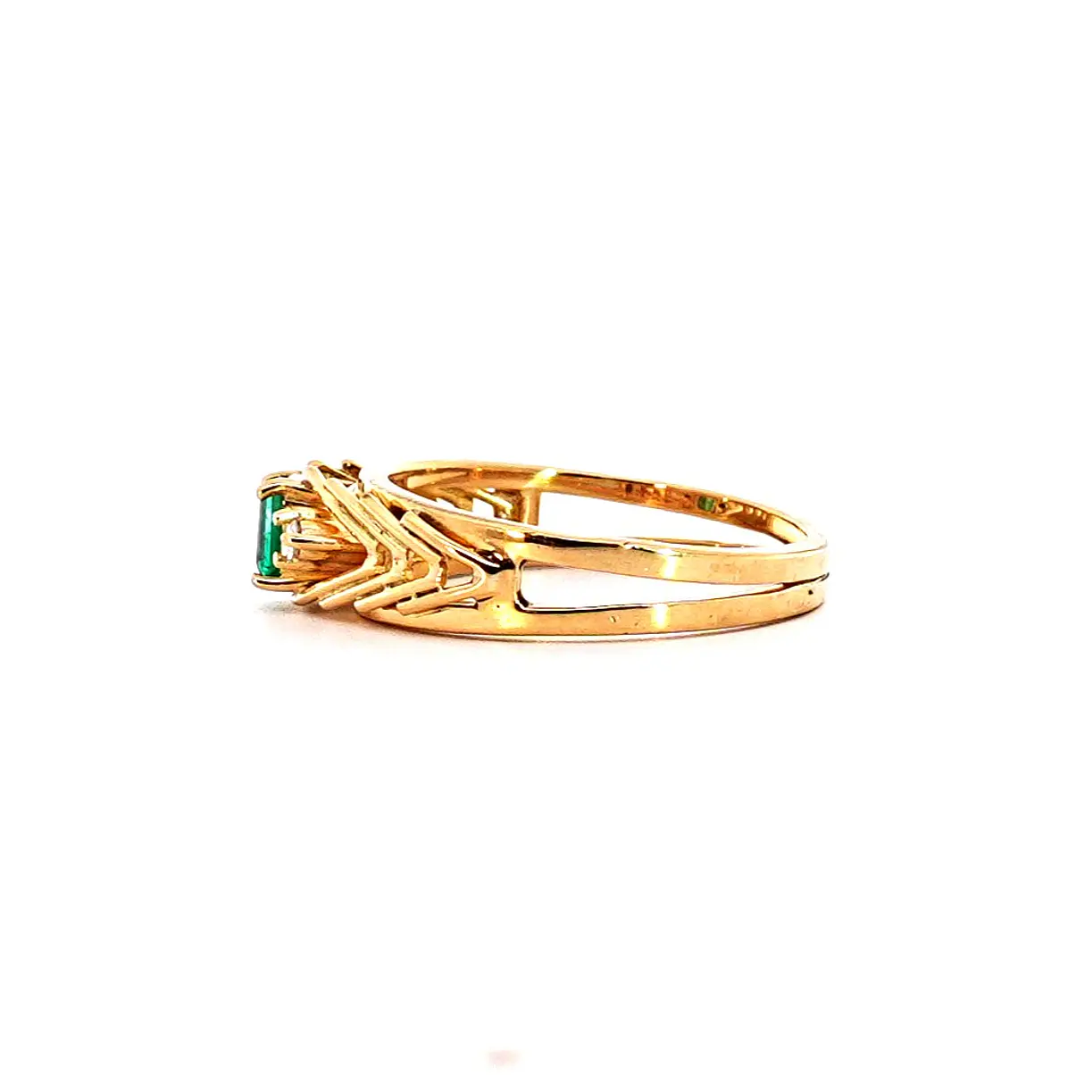 Anillo Oro 18K Peso:4.50 Gr. / Talla : 17.00 2