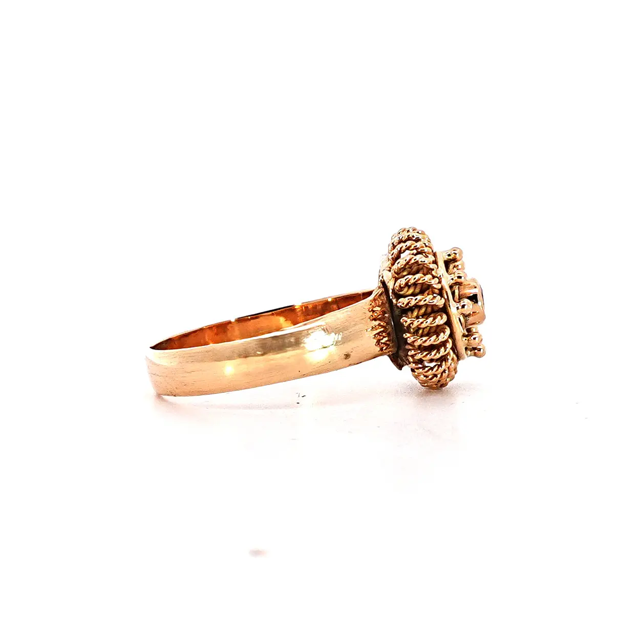 Anillo Oro 18K Peso:4.55 Gr. / Talla : 25.00 2