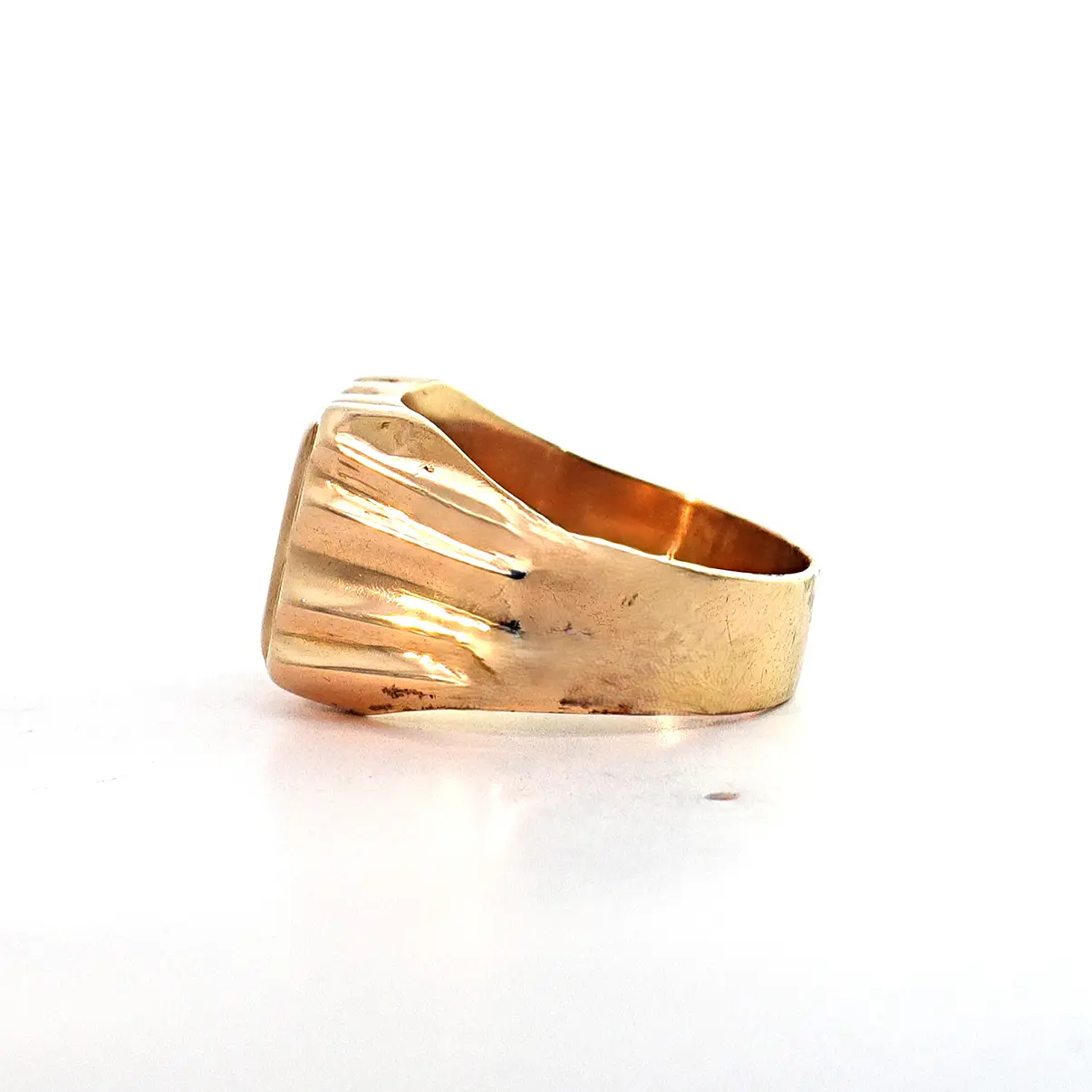 Anillo Oro 18K Peso:9.53 Gr. / Talla : 26.00 2