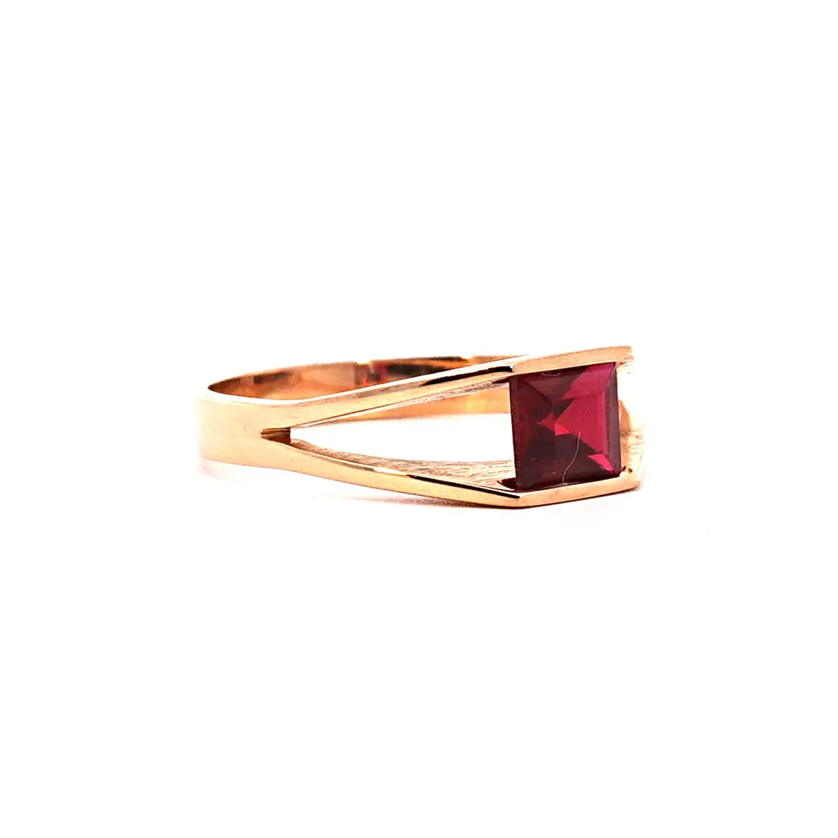 Anillo Oro 18K Peso:2.51 Gr. / Talla : 16.00 3