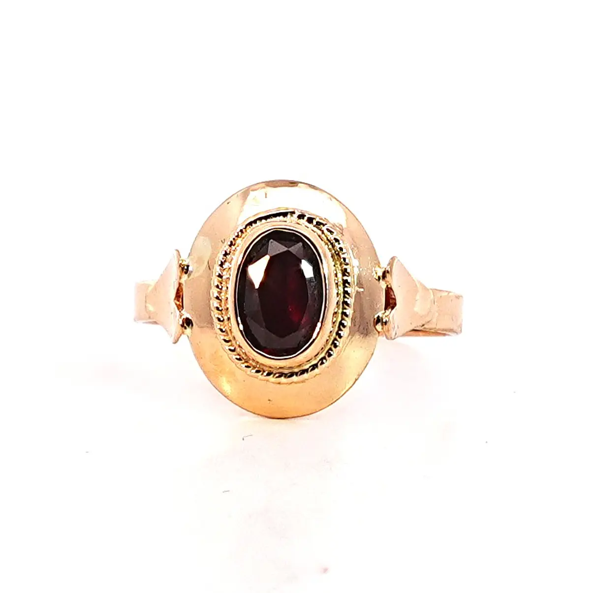 Anillo Oro 18K Peso:3.40 Gr. / Talla : 17.00 1