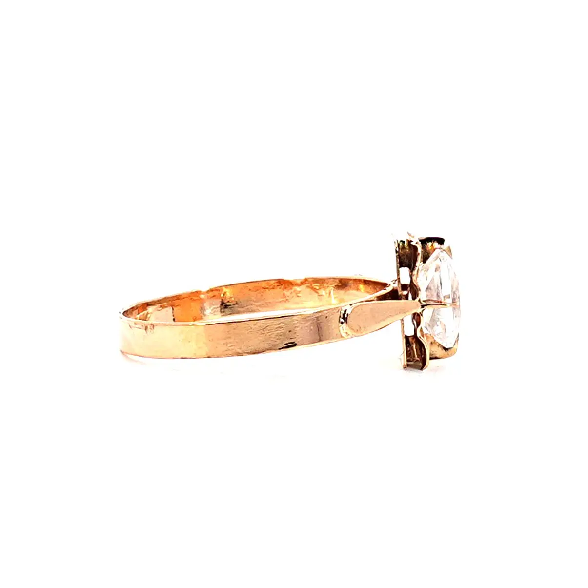 Anillo Oro 18K Peso:2.28 Gr. / Talla : 21.00 3