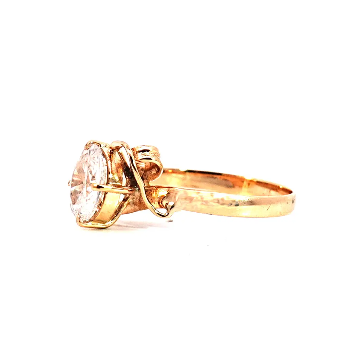 Anillo Oro 18K Peso:3.35 Gr. / Talla : 22.00 2