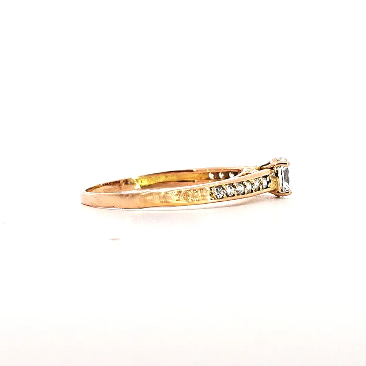 Anillo Oro 18K Peso:2.34 Gr. / Talla : 12.00 2