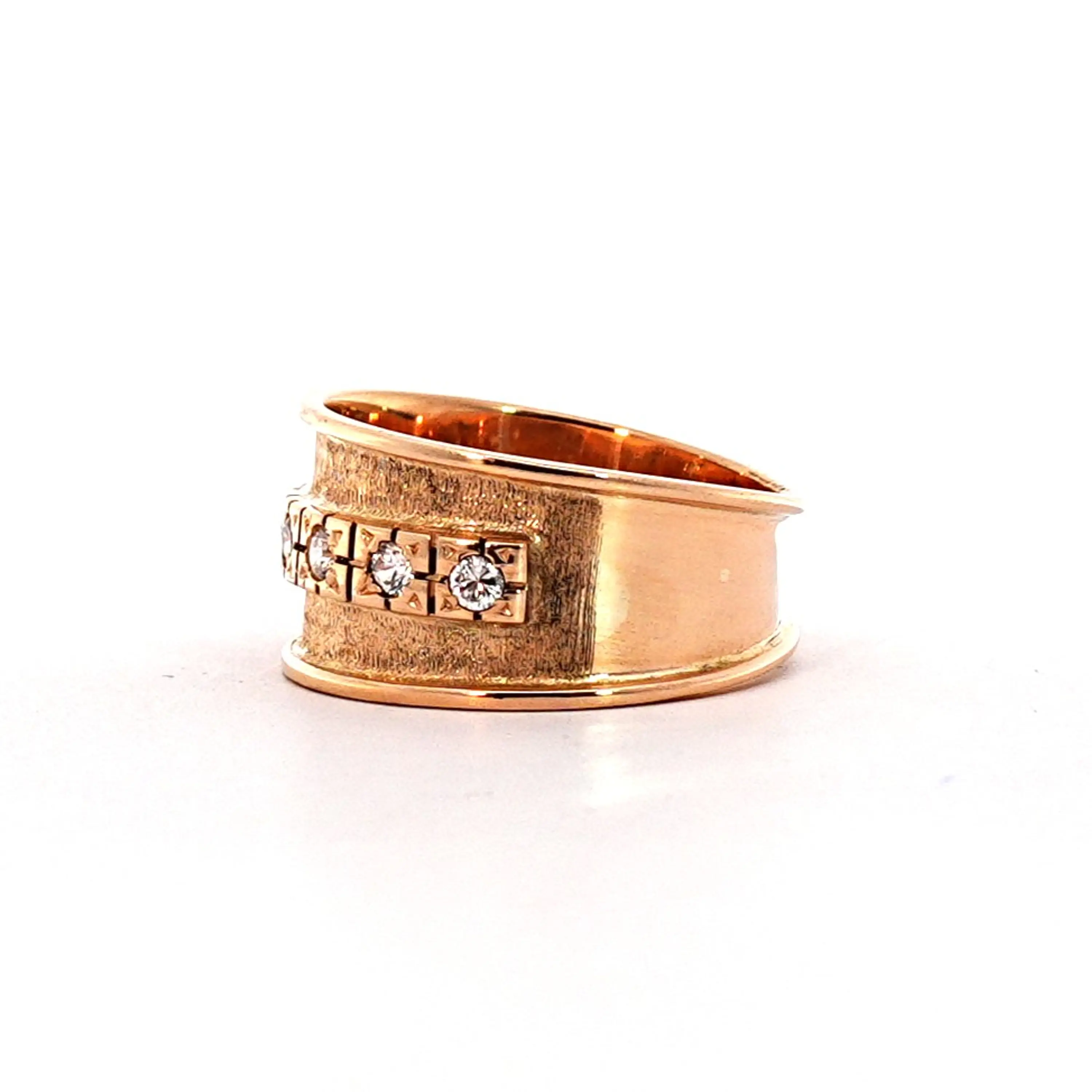Anillo Oro 18K Peso:4.22 Gr. / Talla : 16.00 2