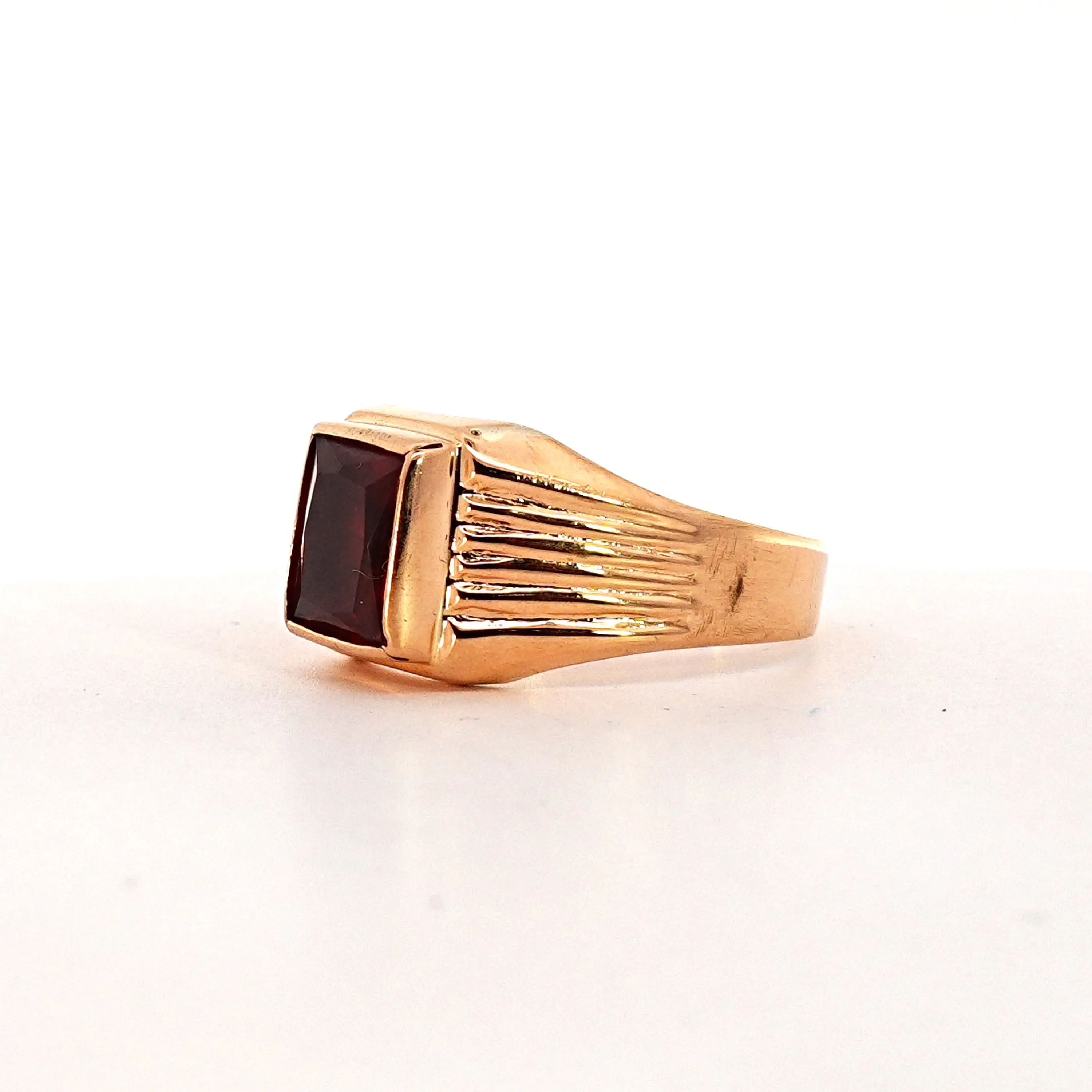 Anillo Oro 18K Peso:6.48 Gr. / Talla : 30.00 2