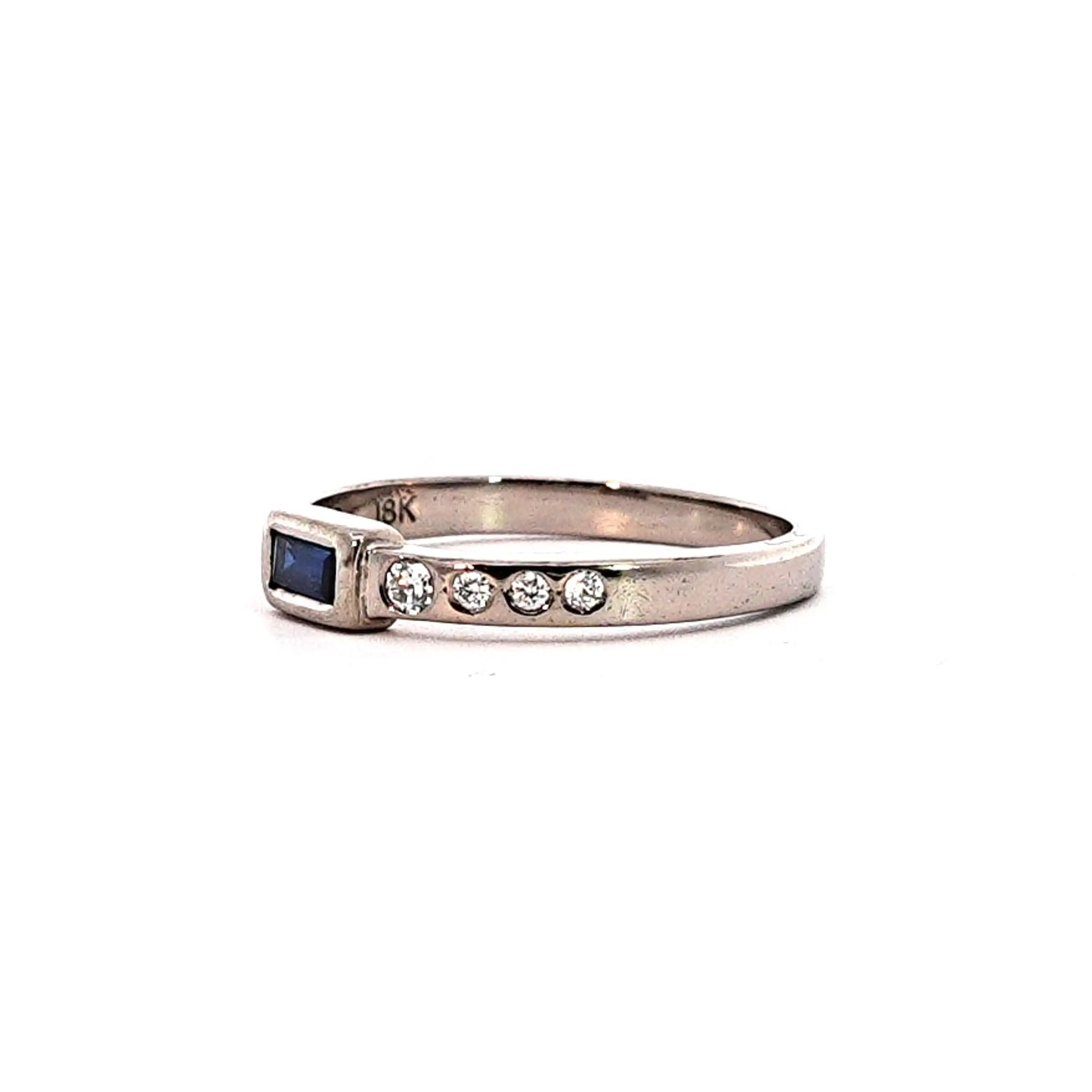 Anillo Oro 18K Peso:2.85 Gr. / Talla : 16.00 2