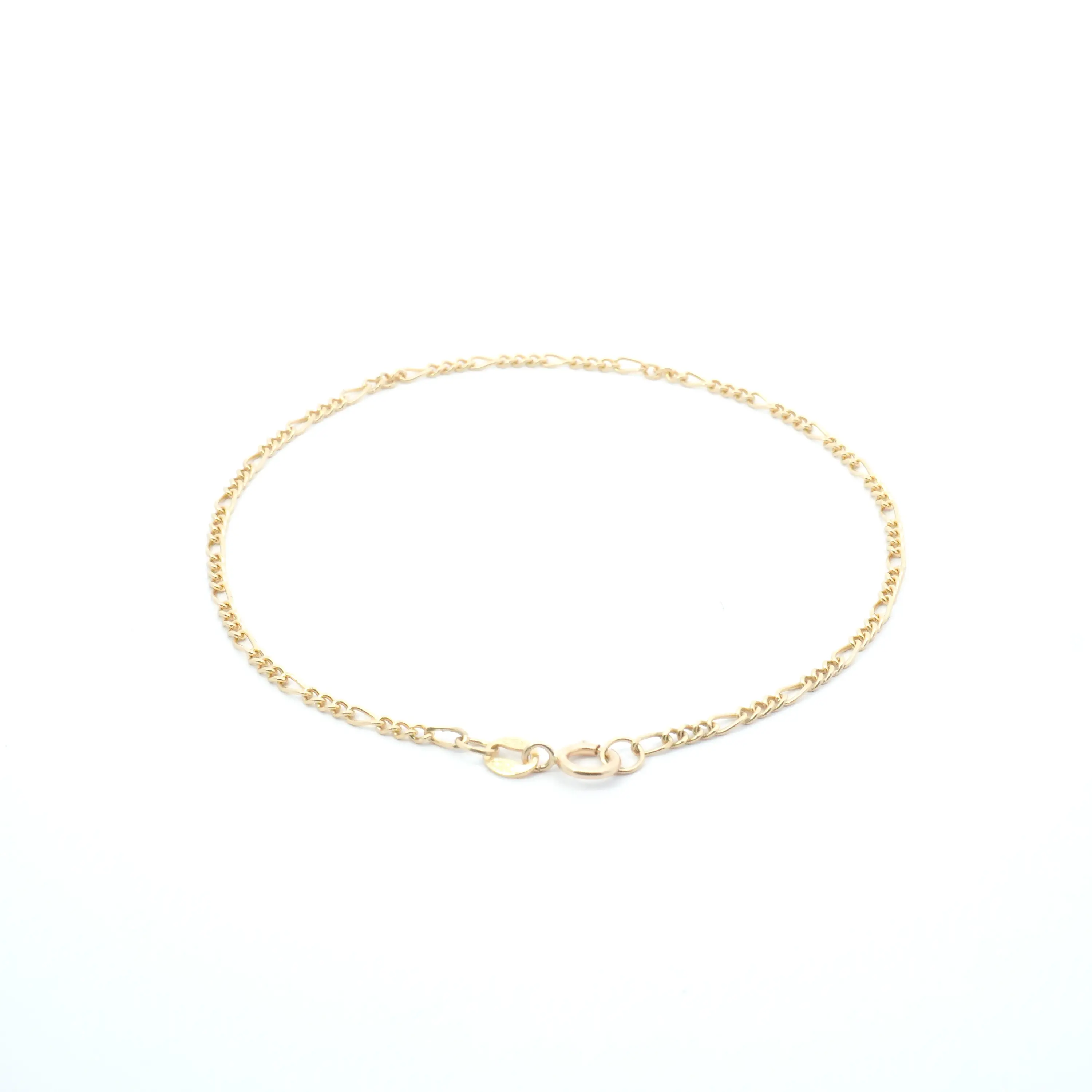 Pulsera o brazalete Oro 18K Peso: 1.50 Gr. / Talla : 18.00 2
