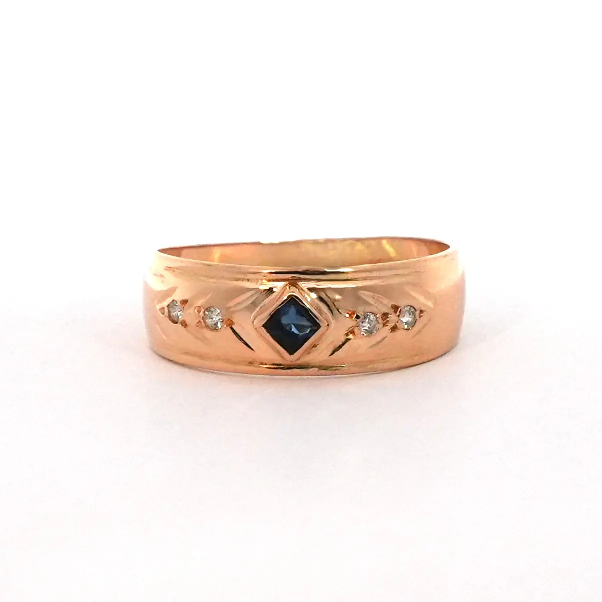 Anillo Oro 18K Peso: 3.85 Gr. / Talla : 22.00 1
