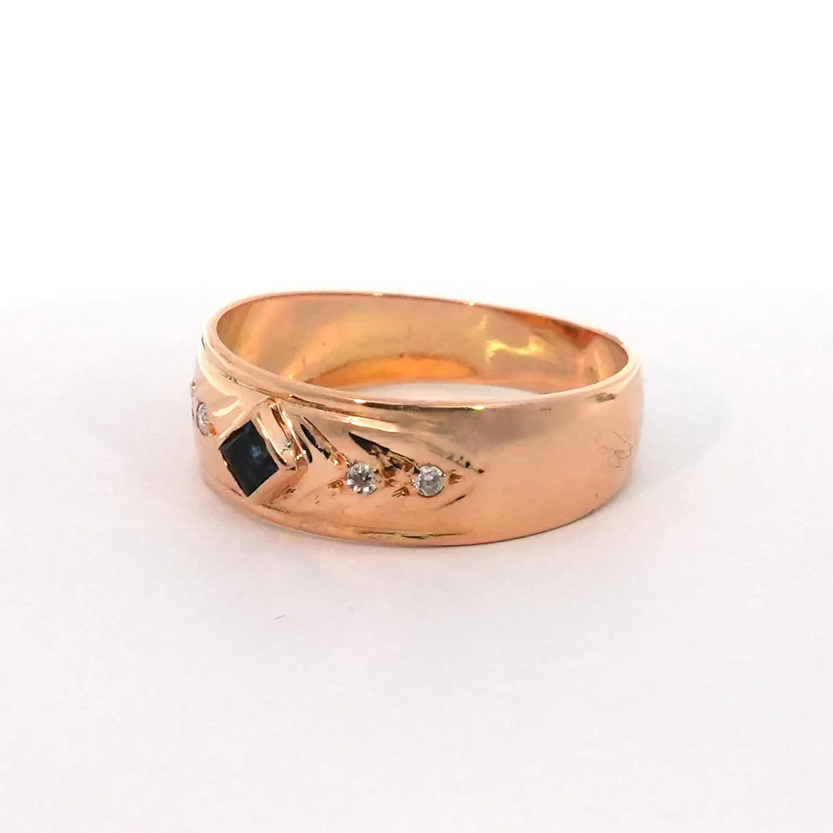 Anillo Oro 18K Peso: 3.85 Gr. / Talla : 22.00 2