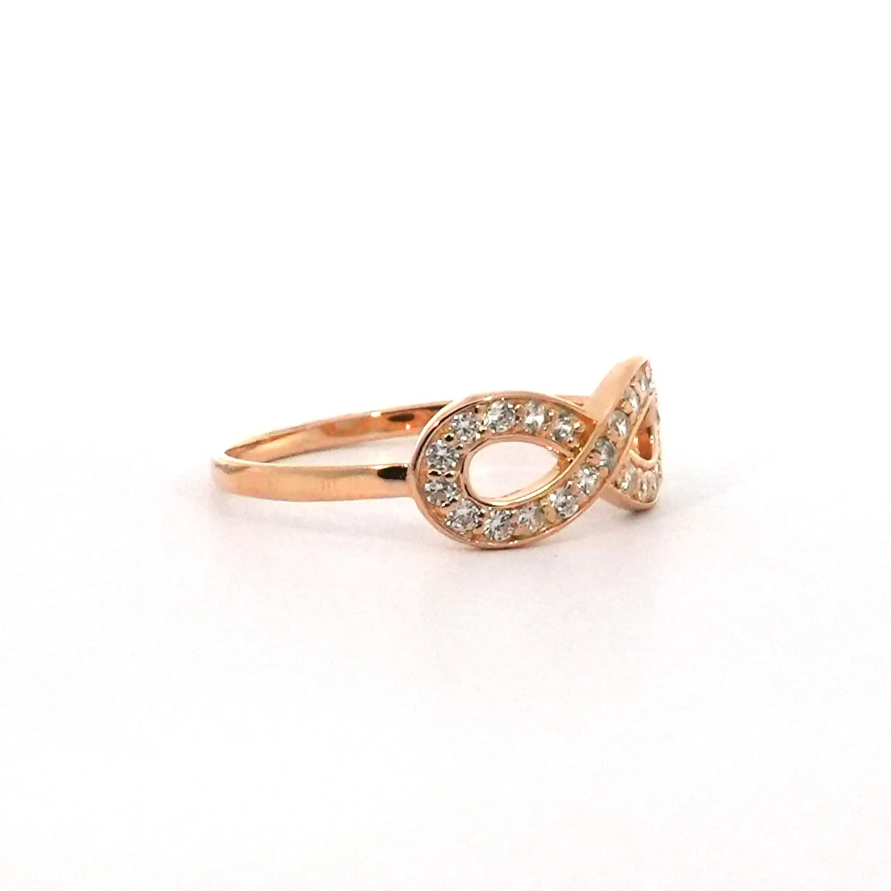 Anillo Oro 18K Peso: 2.13 Gr. / Talla : 21.00 3